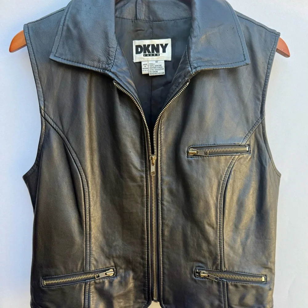 DKNY 90’s Vintage Black Leather Vest size 10 - Picture 1 of 10